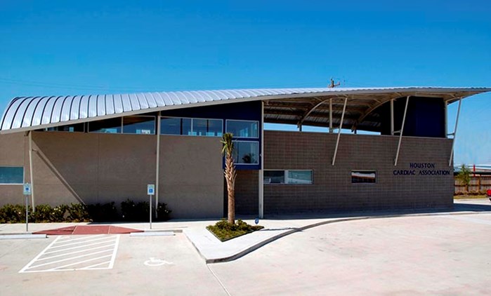 CurvedBat_clinic_CardiacAssoc_jpg