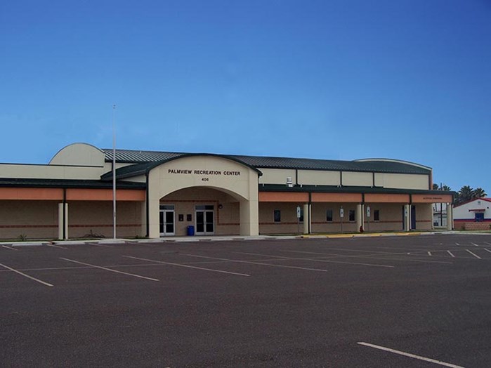 CurvedBattenLok_PalmviewMultipurposeCenter_01_jpg
