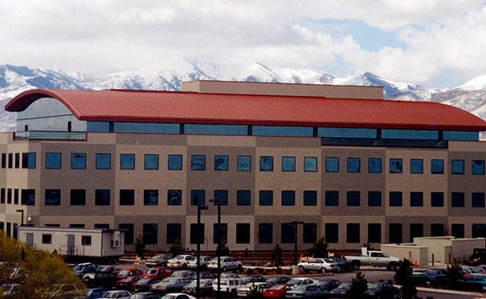 curvedbattenlok_office_ninigret03_jpg